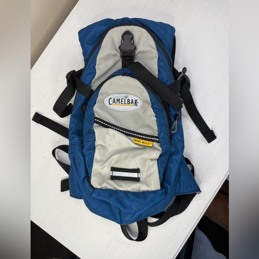 Camelbak Mini Mule Hydration Backpack 1.5L - No bladder - Picture 4 of 12